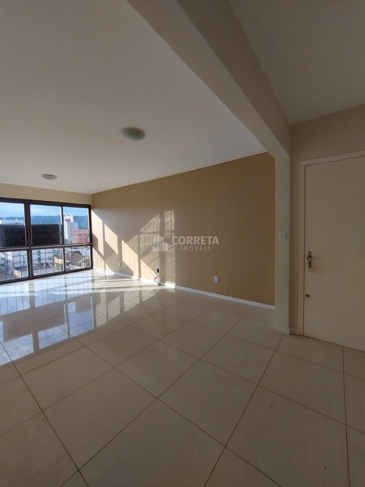 Apartamento à venda com 3 quartos, 118m² - Foto 12