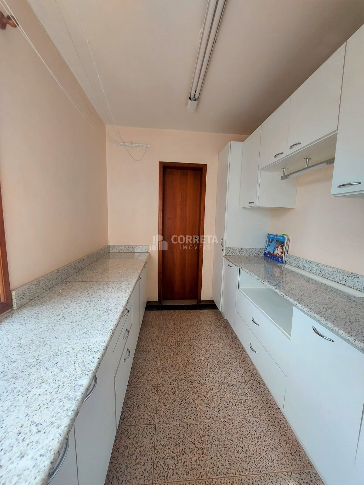 Apartamento à venda com 3 quartos, 280m² - Foto 13