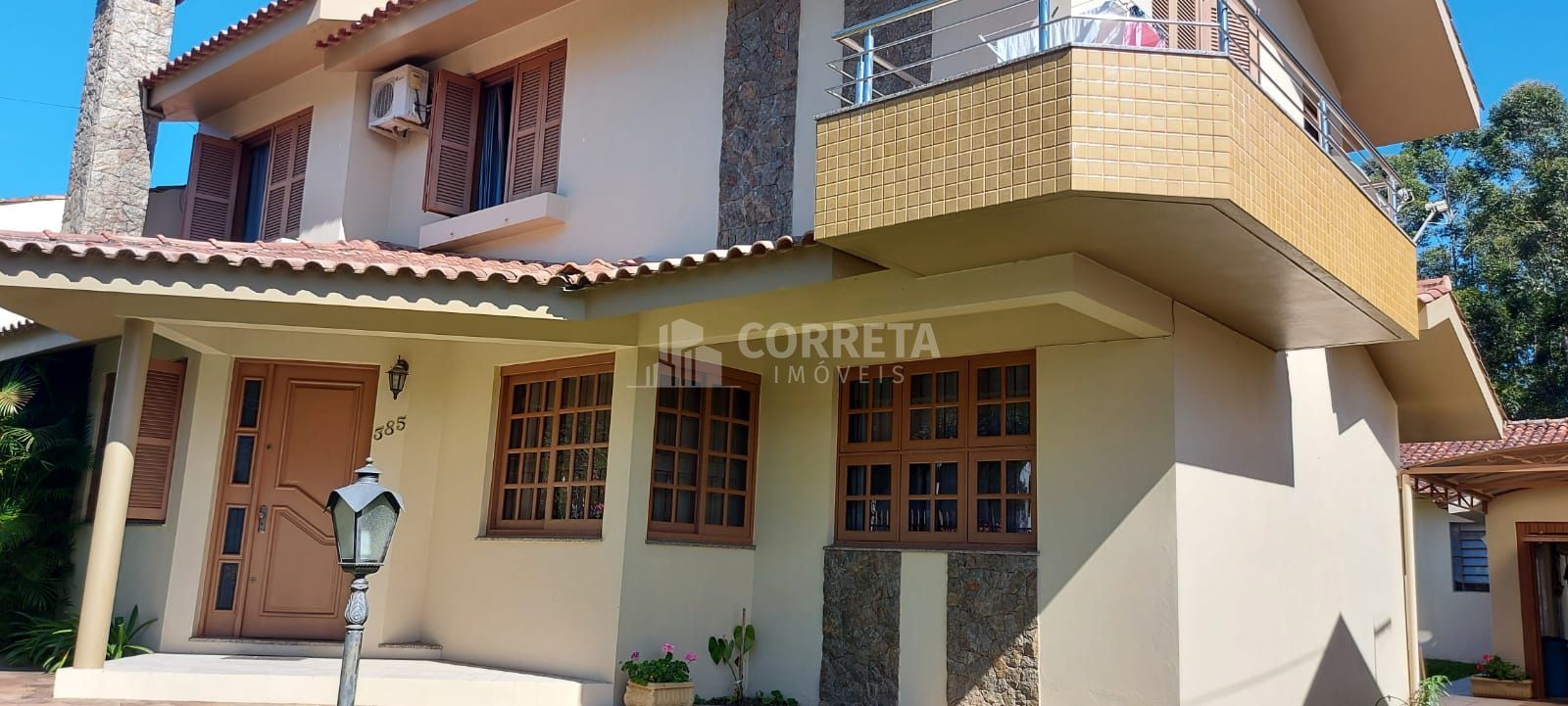 Casa à venda com 3 quartos, 160m² - Foto 2