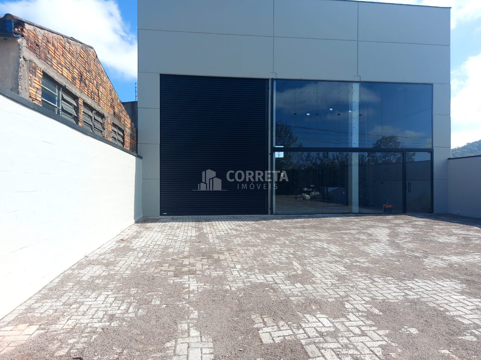 Depósito-Galpão-Armazém para alugar com 1 quarto, 275m² - Foto 4