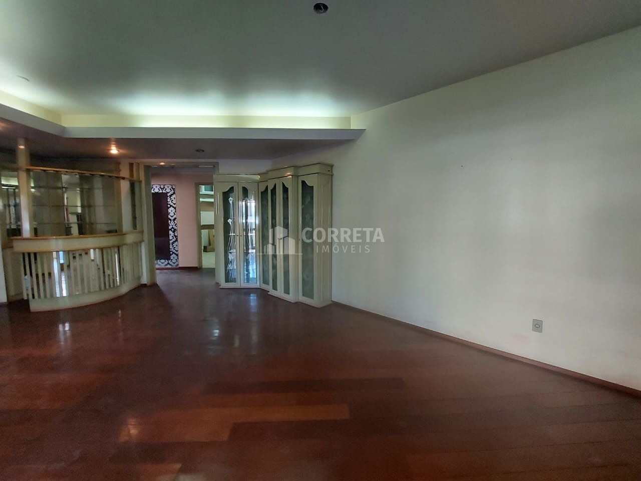 Apartamento à venda com 3 quartos, 207m² - Foto 6