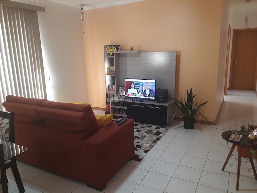 Apartamento à venda com 2 quartos, 69m² - Foto 4