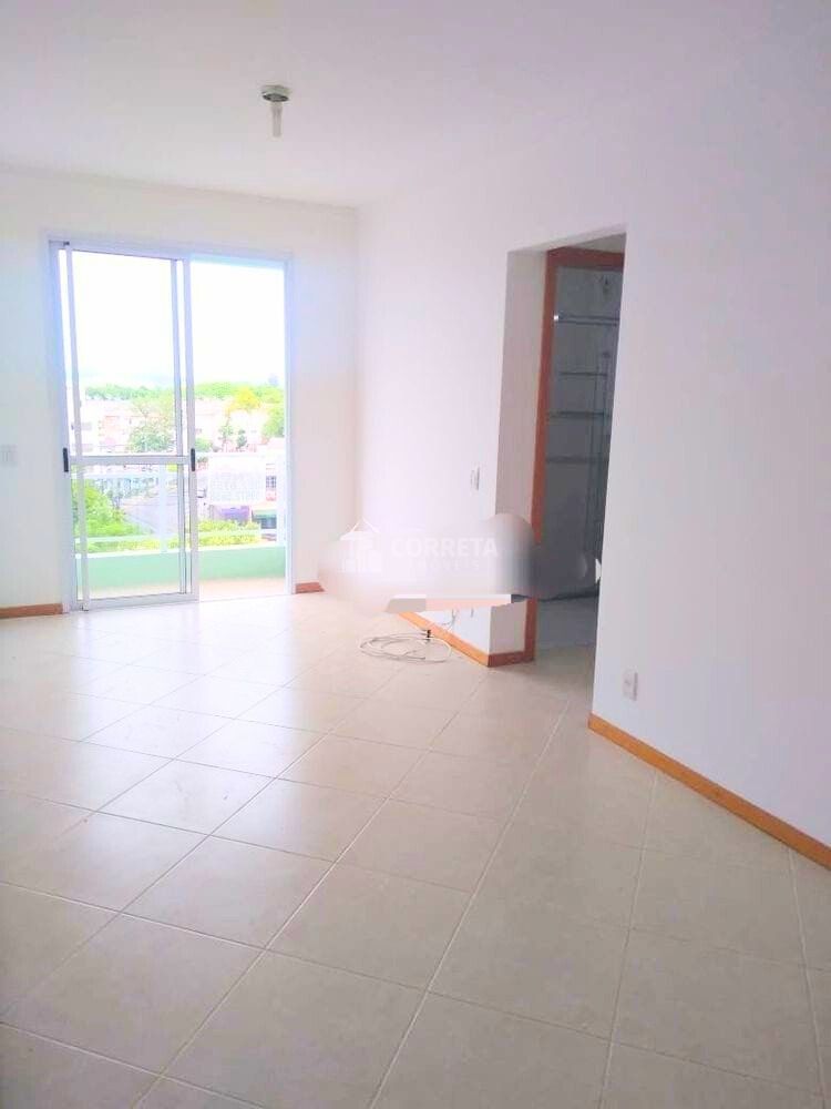 Apartamento à venda com 2 quartos, 60m² - Foto 4