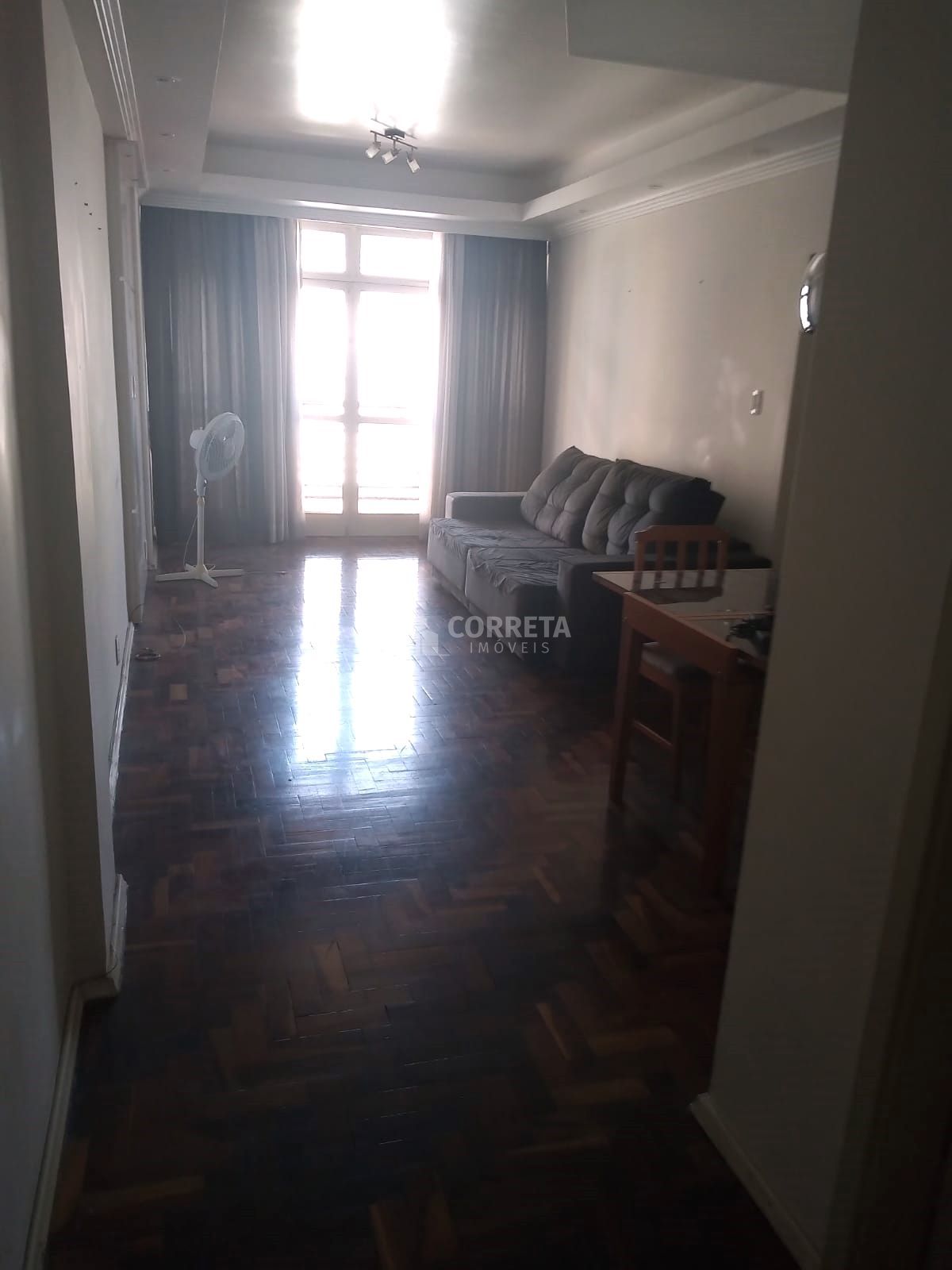 Apartamento à venda com 2 quartos, 67m² - Foto 4