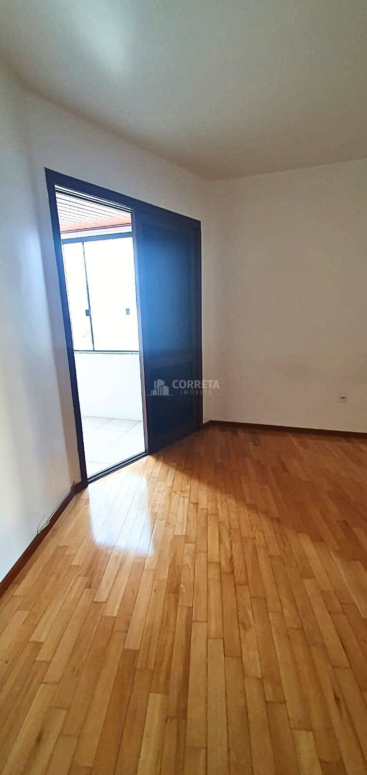 Apartamento à venda com 2 quartos, 65m² - Foto 8