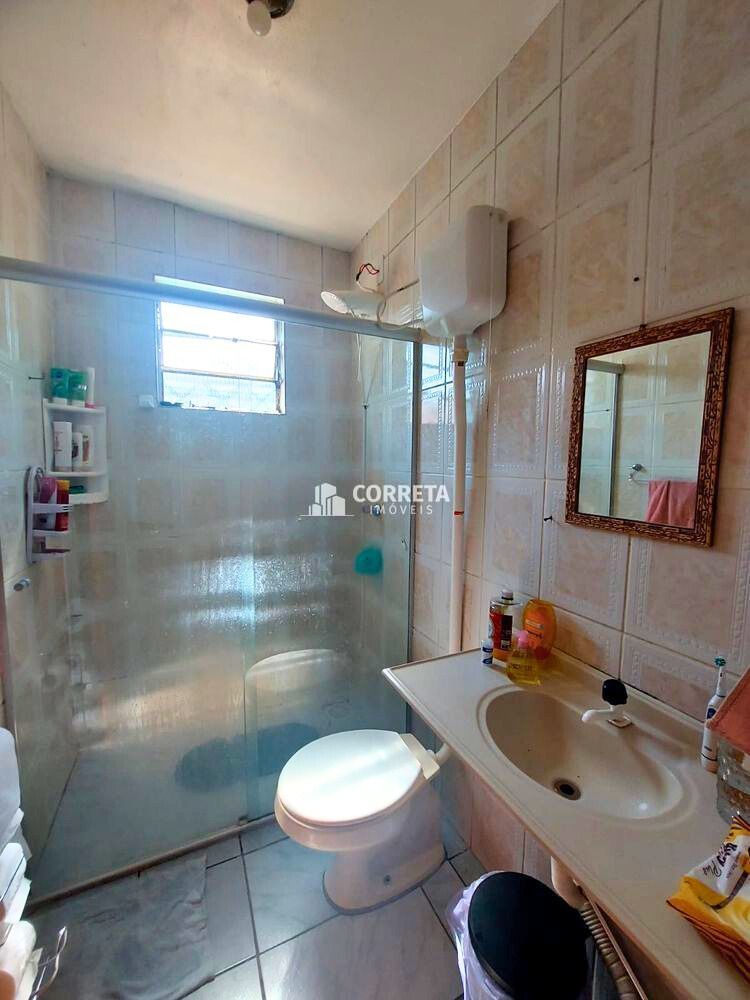 Casa à venda com 4 quartos, 130m² - Foto 11