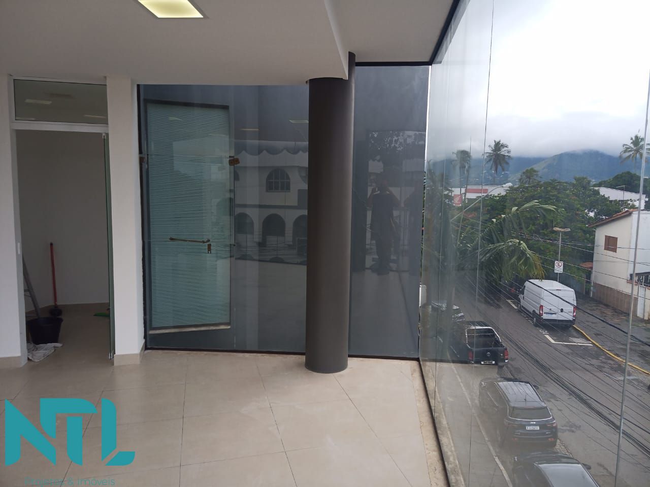Conjunto Comercial-Sala para alugar com 2 quartos, 60m² - Foto 16