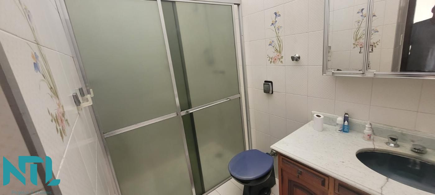 Casa à venda com 4 quartos, 1324m² - Foto 7