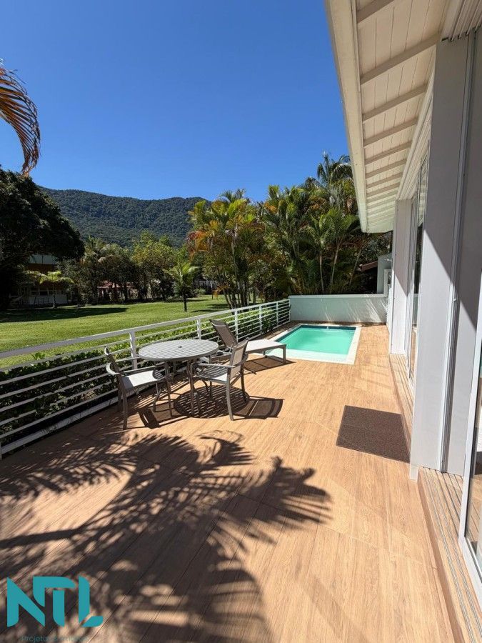 Casa, 7 quartos, 260 m² - Foto 4