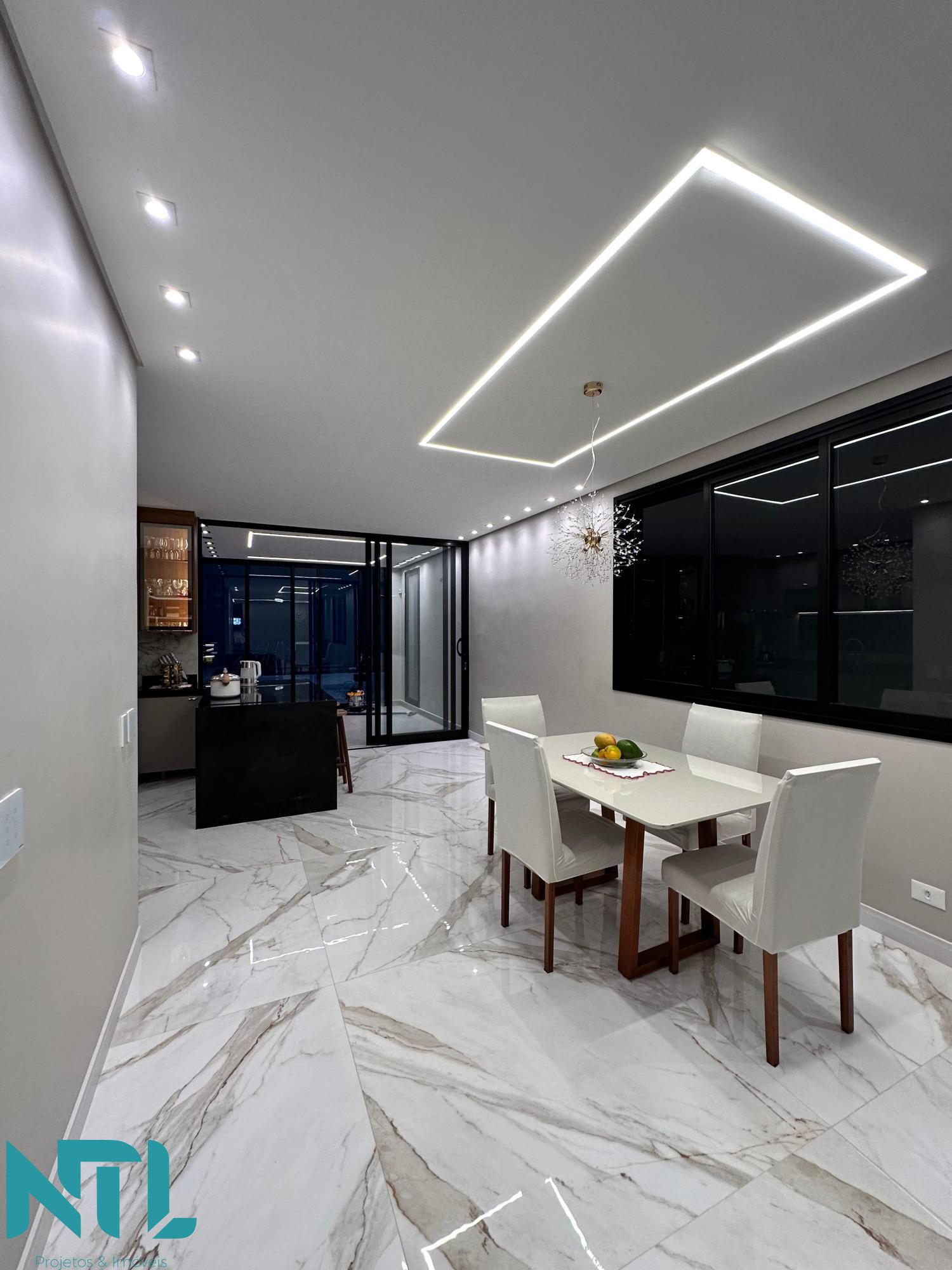 Sobrado à venda com 4 quartos, 194m² - Foto 11