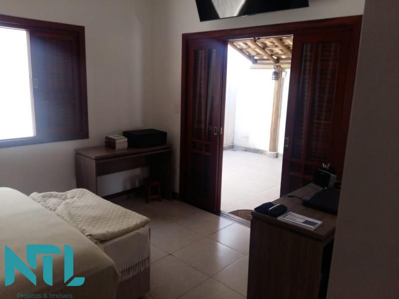 Casa à venda com 3 quartos, 395m² - Foto 6