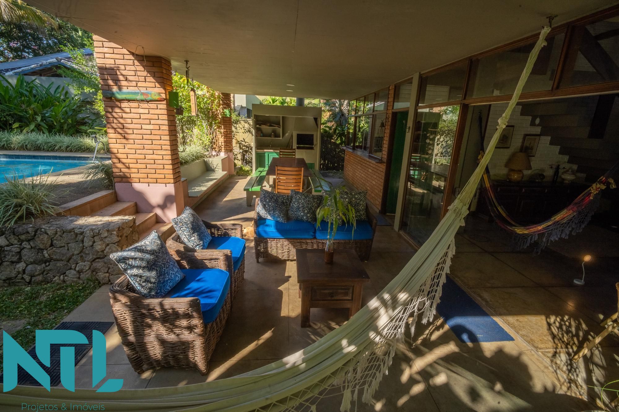 Sobrado para alugar com 4 quartos, 246m² - Foto 4