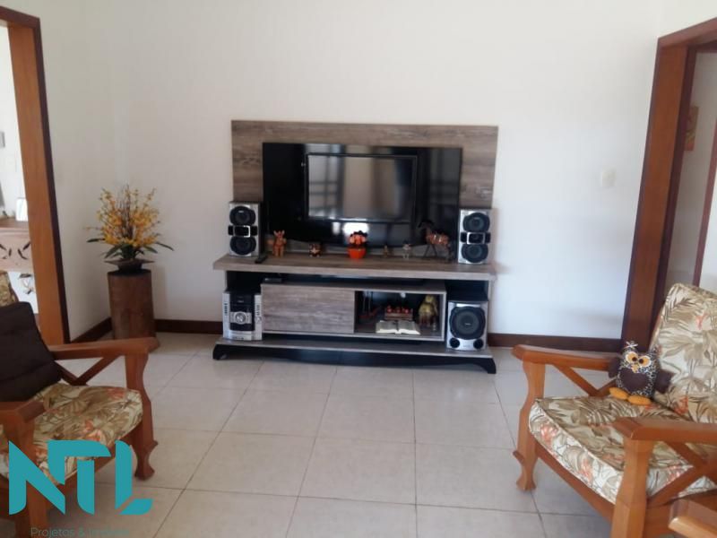 Casa à venda com 3 quartos, 395m² - Foto 13