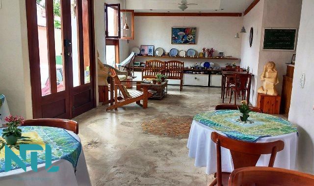 Prédio Inteiro de 18 quartos, no bairro Centro, em São Sebastião | Eu Corretor