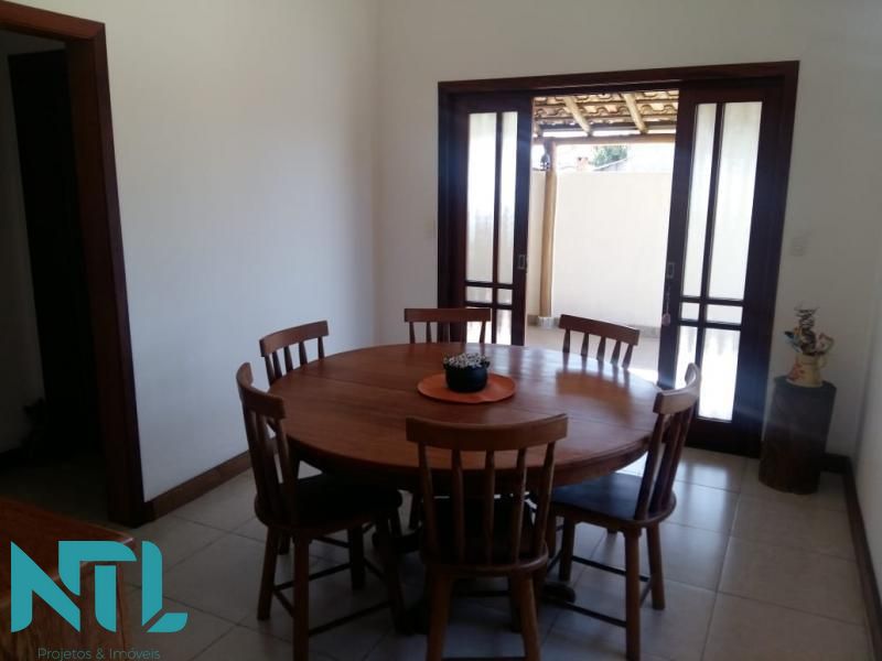 Casa à venda com 3 quartos, 395m² - Foto 4