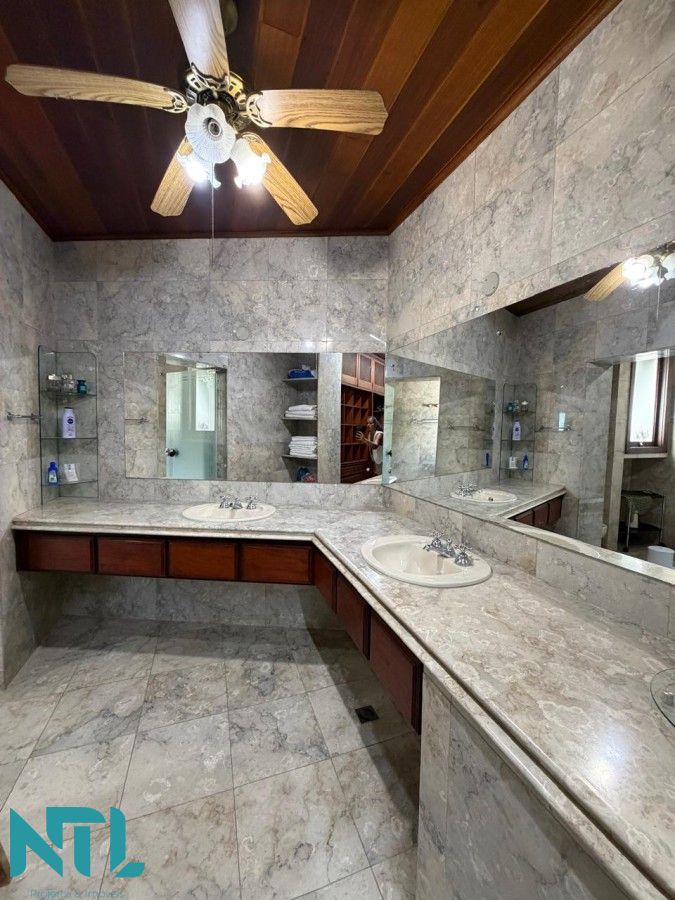 Casa, 8 quartos, 378 m² - Foto 24