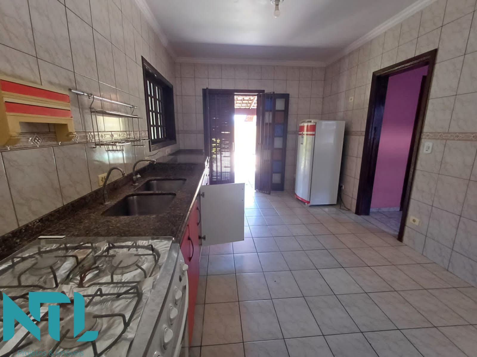 Casa, 3 quartos, 338 m² - Foto 21