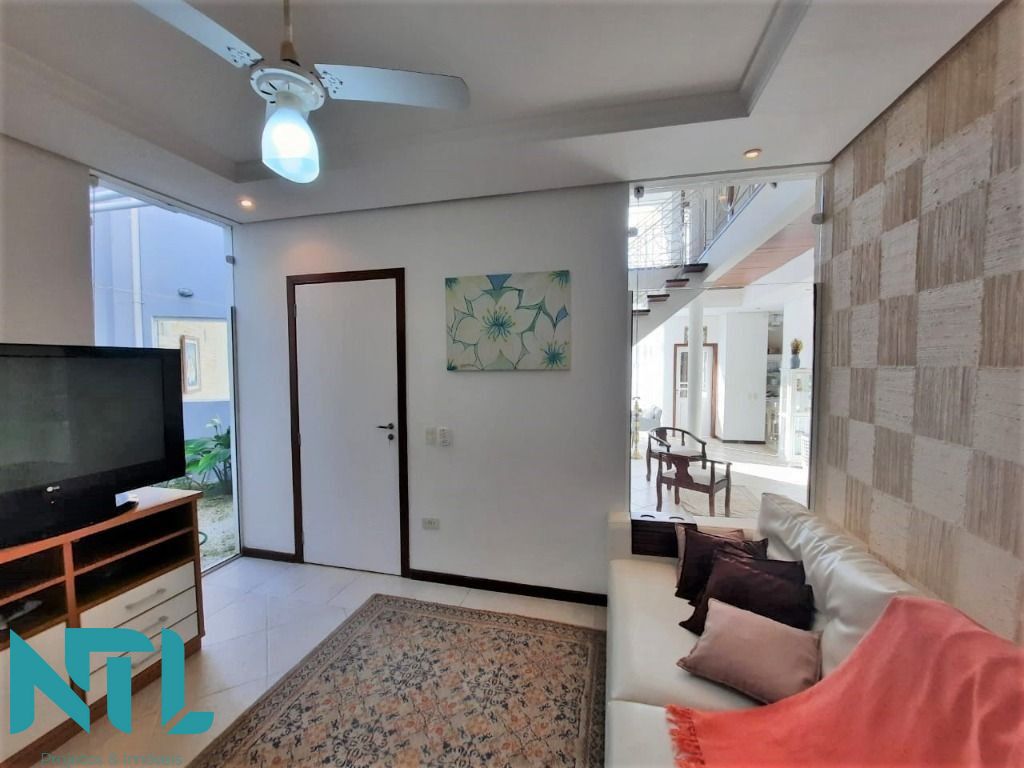 Sobrado à venda com 5 quartos, 256m² - Foto 11