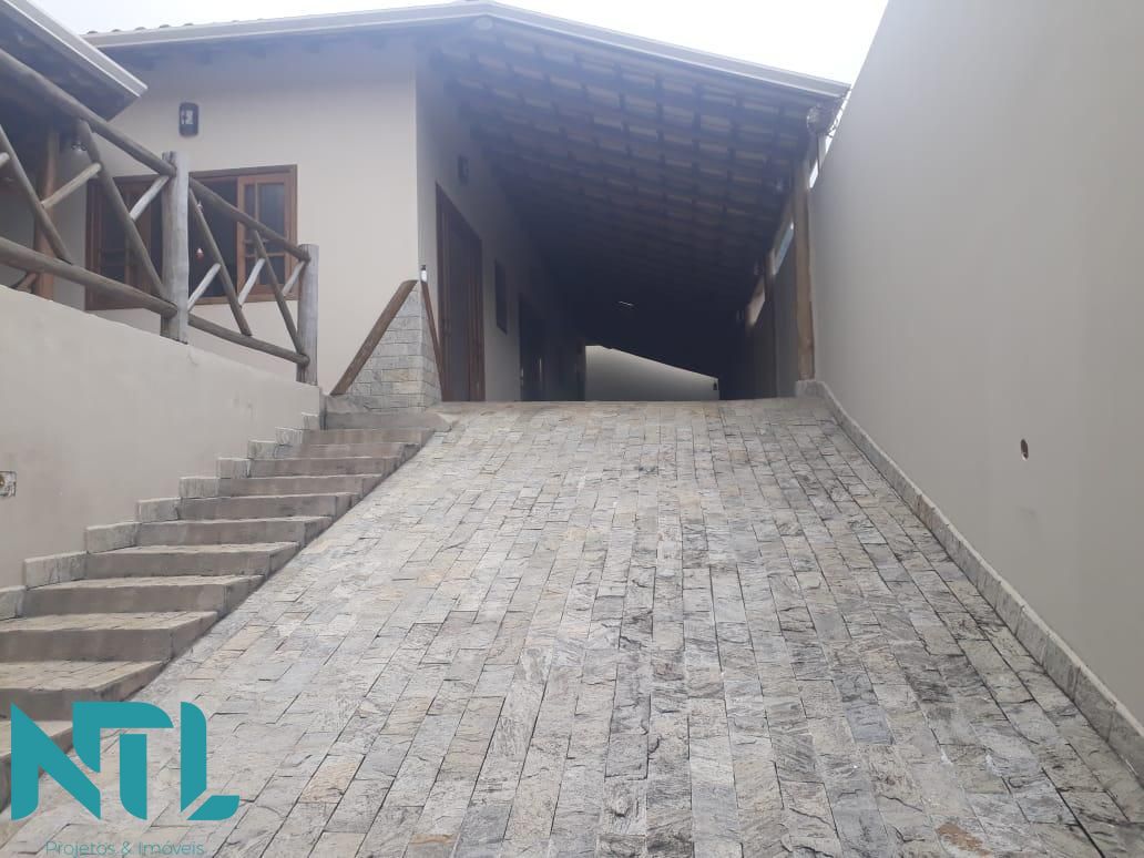Casa à venda com 3 quartos, 395m² - Foto 32