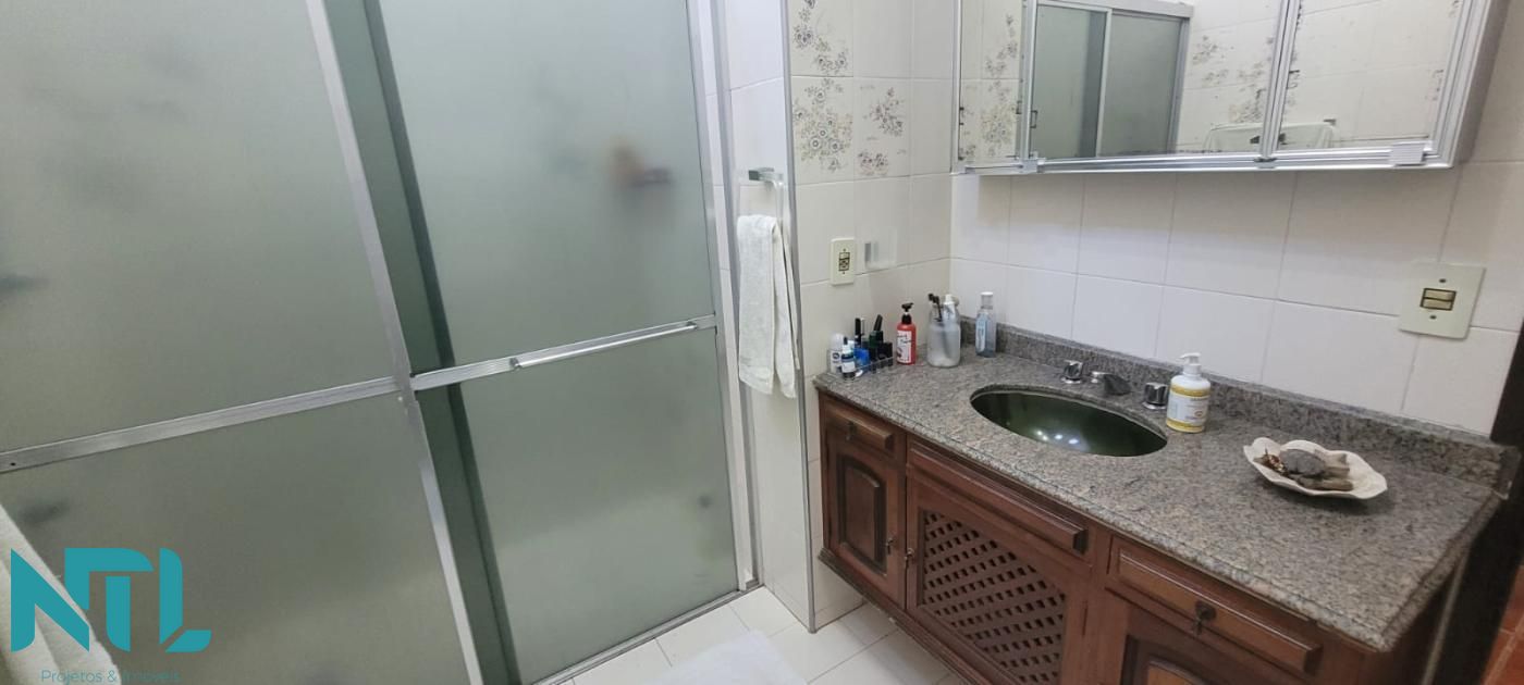 Casa à venda com 4 quartos, 1324m² - Foto 18