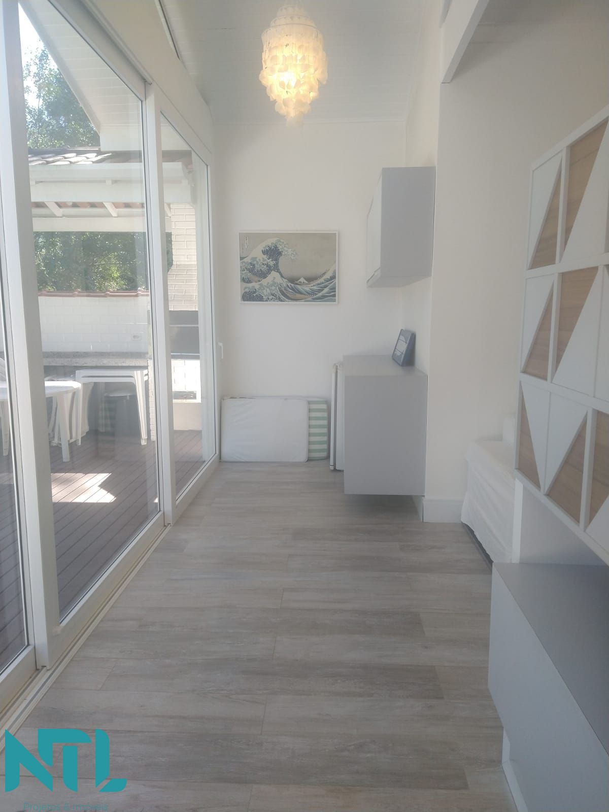 Casa à venda com 4 quartos, 145m² - Foto 3