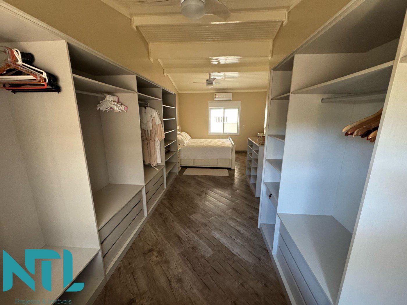 Casa, 3 quartos, 222 m² - Foto 13