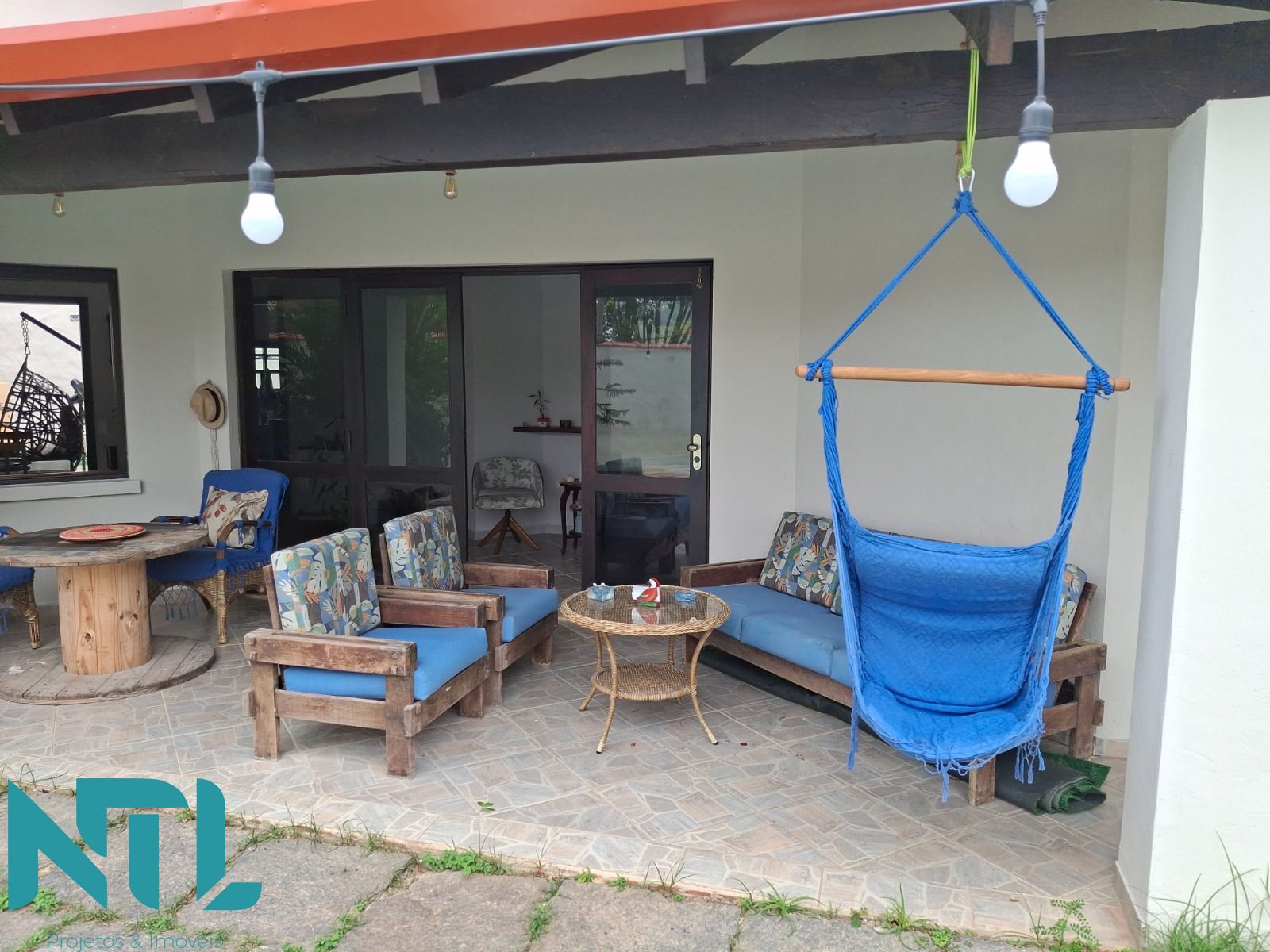 Casa à venda com 3 quartos, 230m² - Foto 11