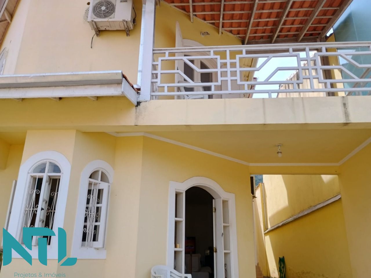 Sobrado à venda com 5 quartos, 245m² - Foto 2