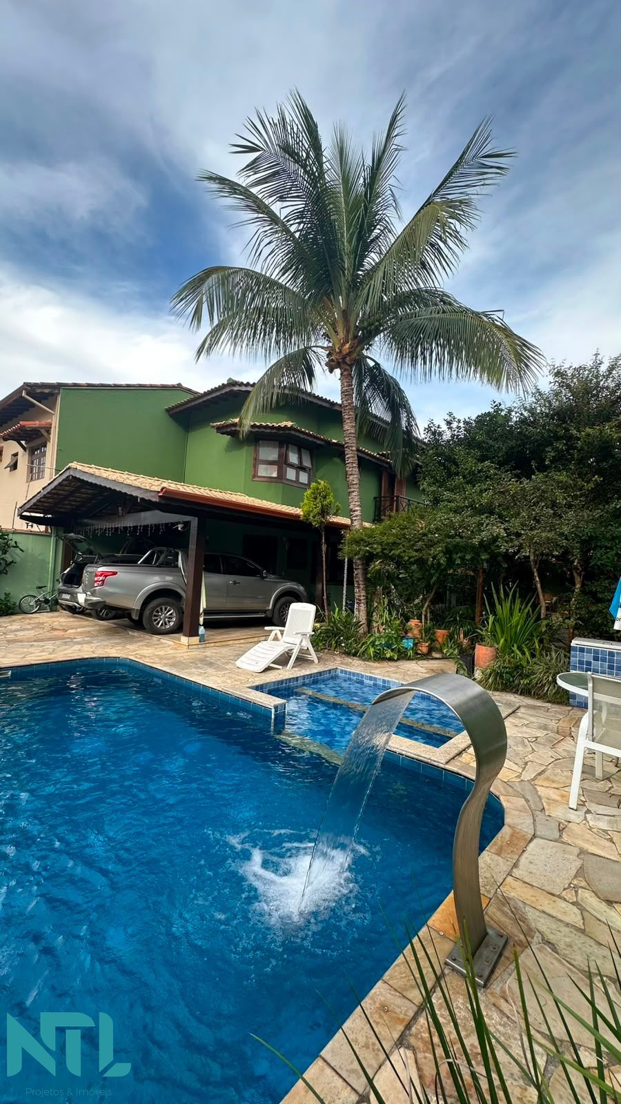 Sobrado, 4 quartos, 333 m² - Foto 1