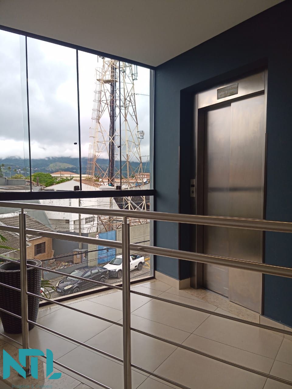 Conjunto Comercial-Sala para alugar com 2 quartos, 60m² - Foto 2