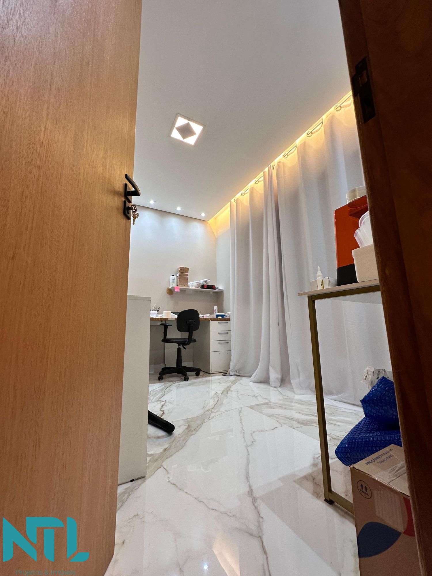 Sobrado à venda com 4 quartos, 194m² - Foto 28