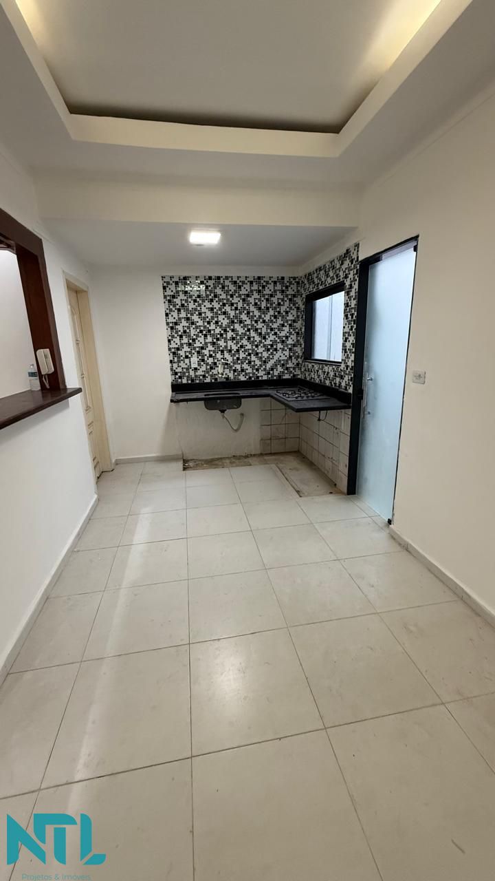 Casa à venda com 2 quartos, 90m² - Foto 5