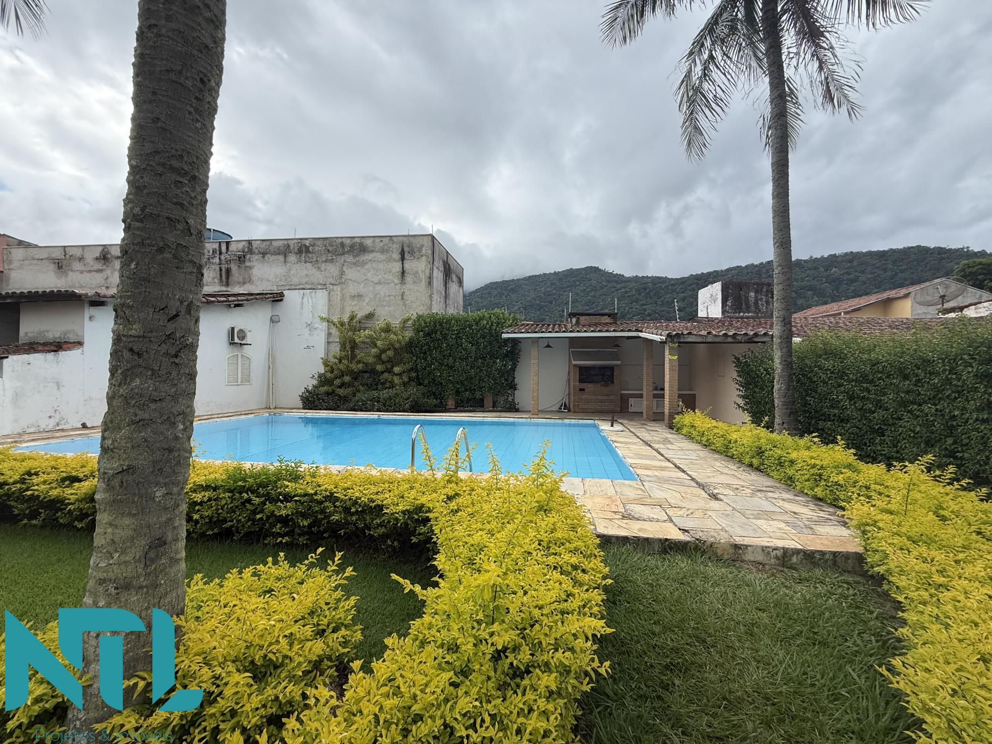 Casa, 4 quartos, 247 m² - Foto 4