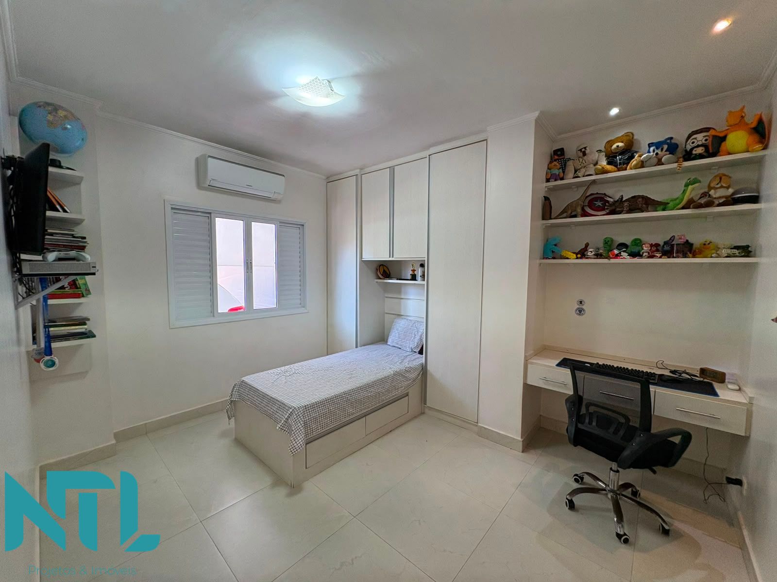 Casa, 4 quartos, 200 m² - Foto 24