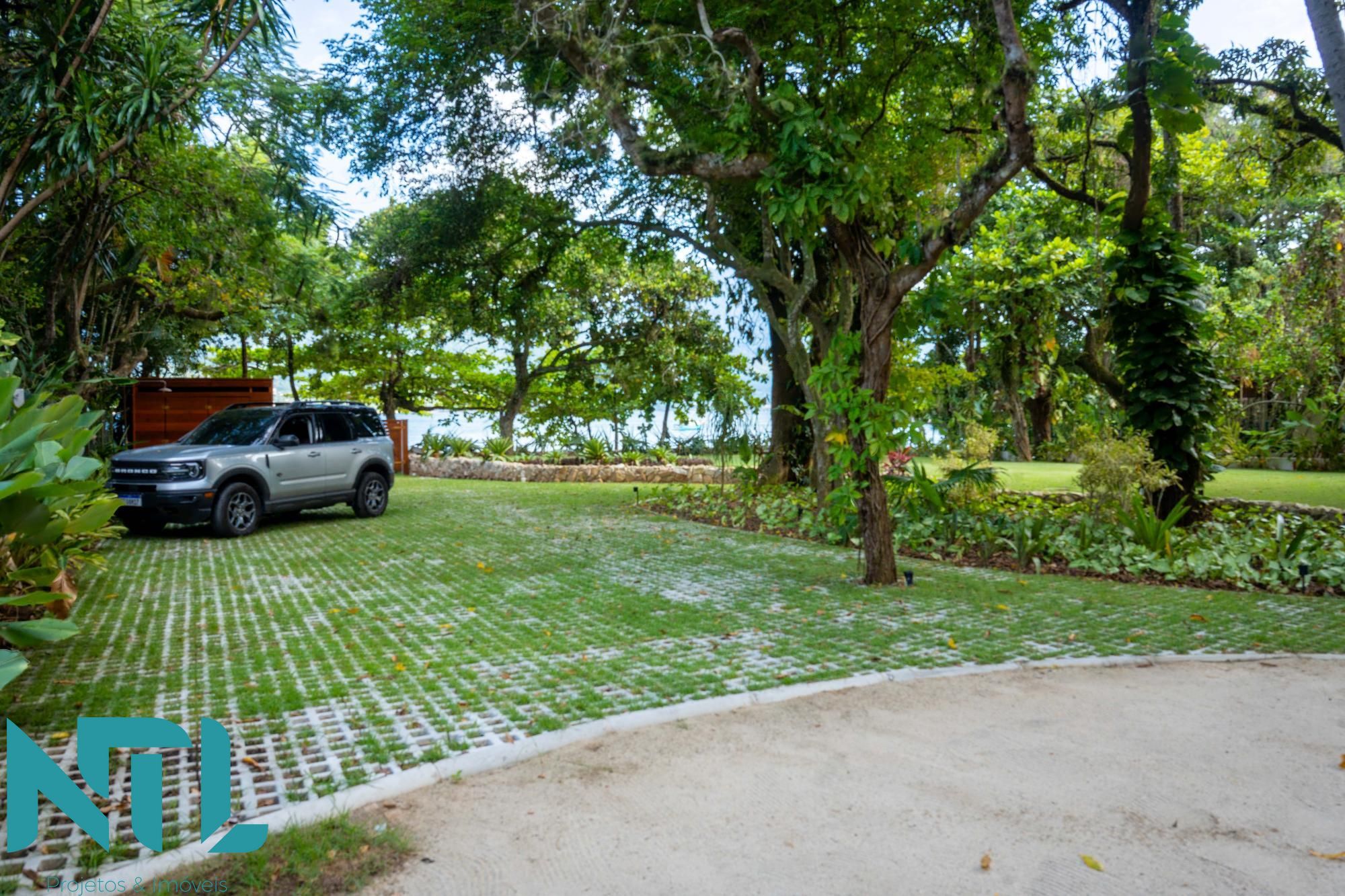 Casa à venda com 3 quartos, 206m² - Foto 5