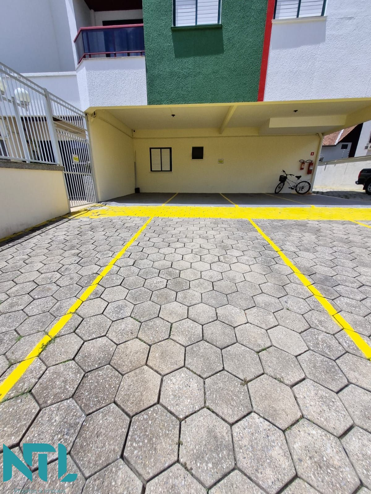 Cobertura à venda com 3 quartos, 216m² - Foto 33