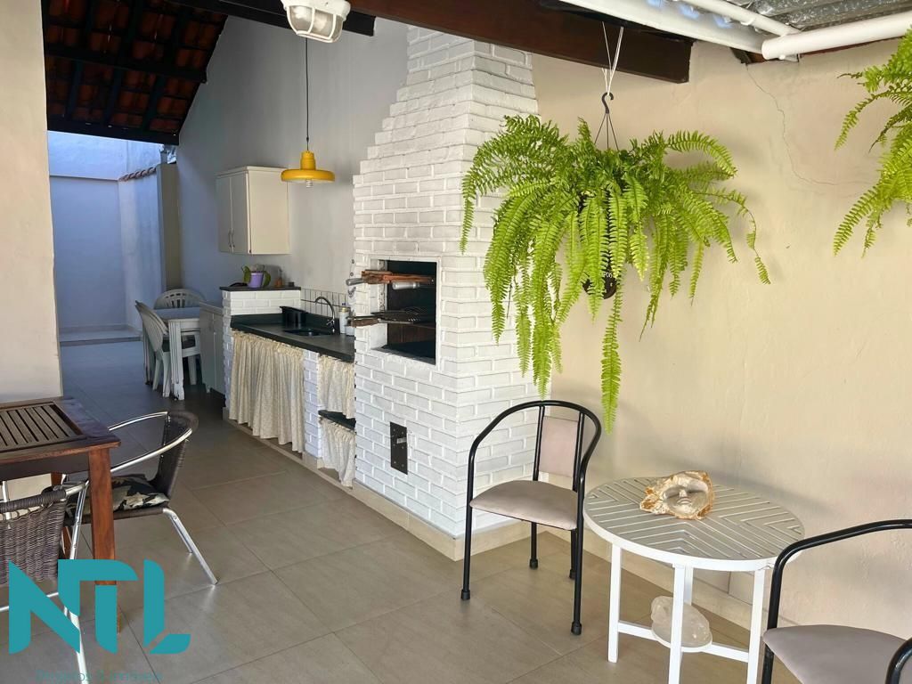Casa à venda com 3 quartos, 225m² - Foto 8