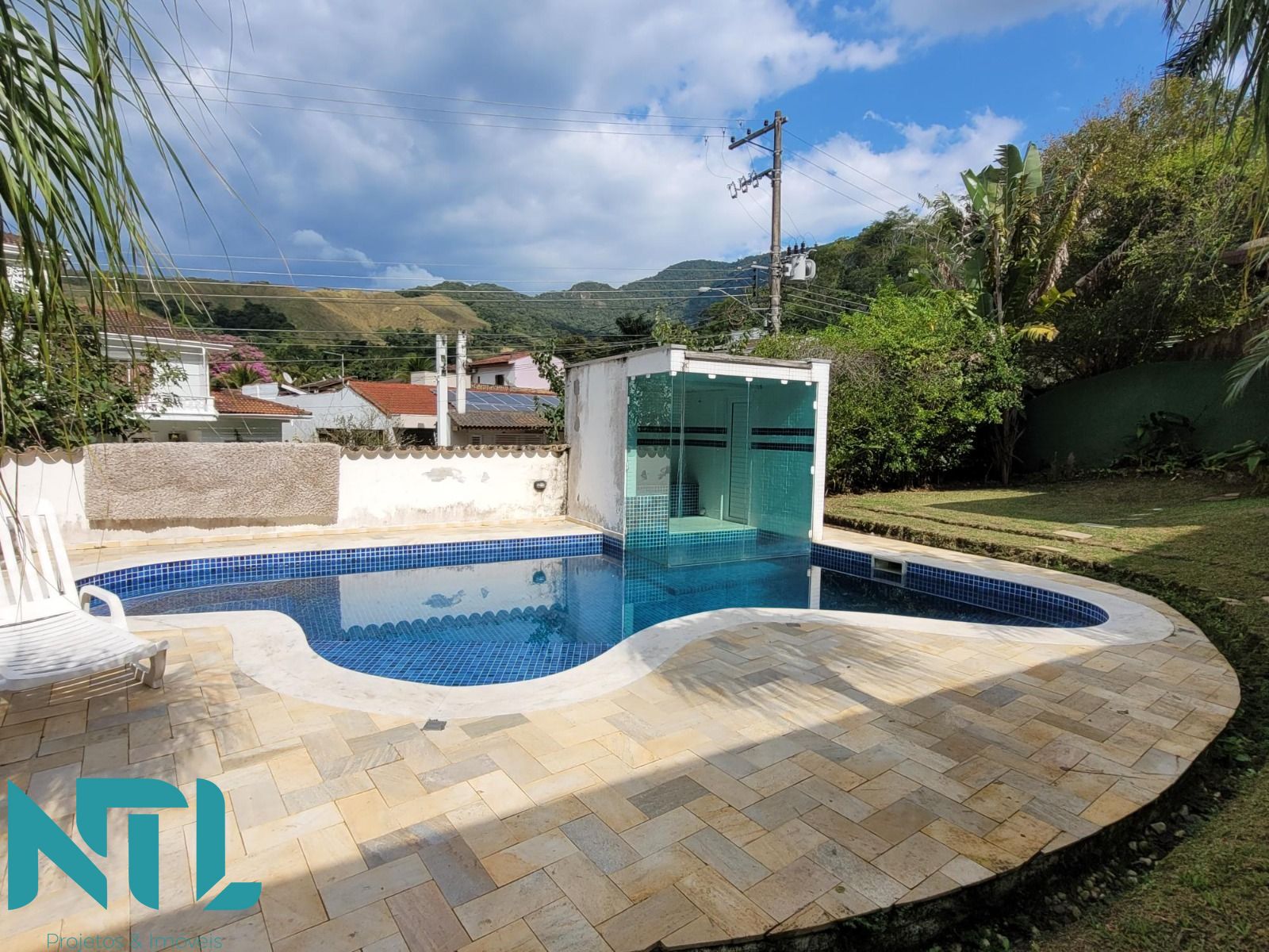 Casa à venda com 3 quartos, 400m² - Foto 6