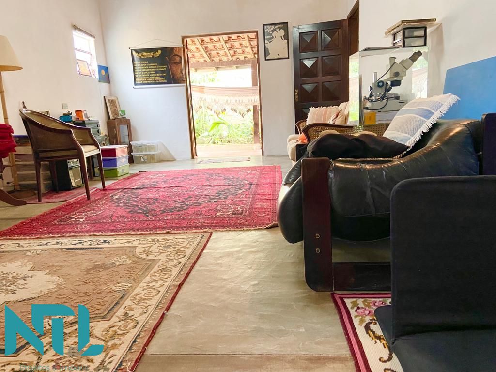 Casa à venda com 3 quartos, 197m² - Foto 3