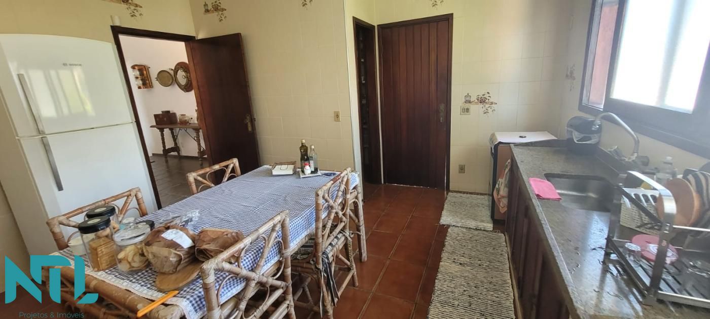Casa à venda com 4 quartos, 1324m² - Foto 22