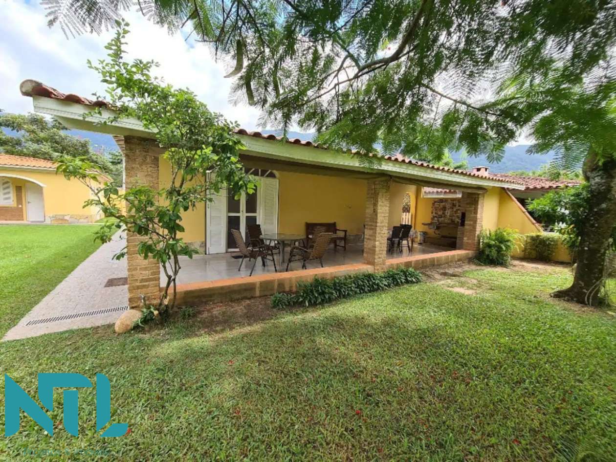 Casa, 5 quartos, 250 m² - Foto 2