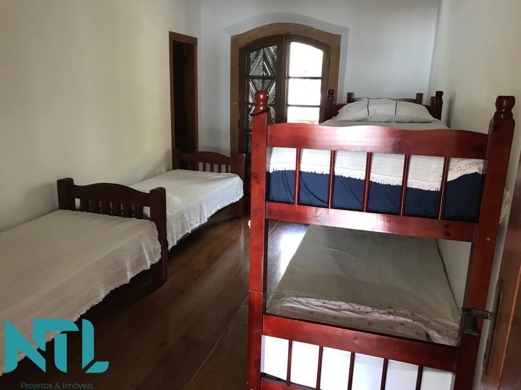 Casa à venda com 5 quartos, 3532m² - Foto 2