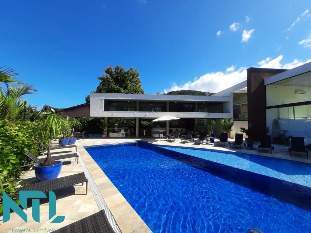 Sobrado à venda com 5 quartos, 1817m² - Foto 1