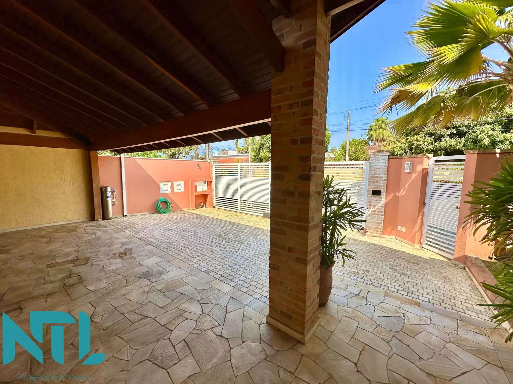 Sobrado, 5 quartos, 416 m² - Foto 9