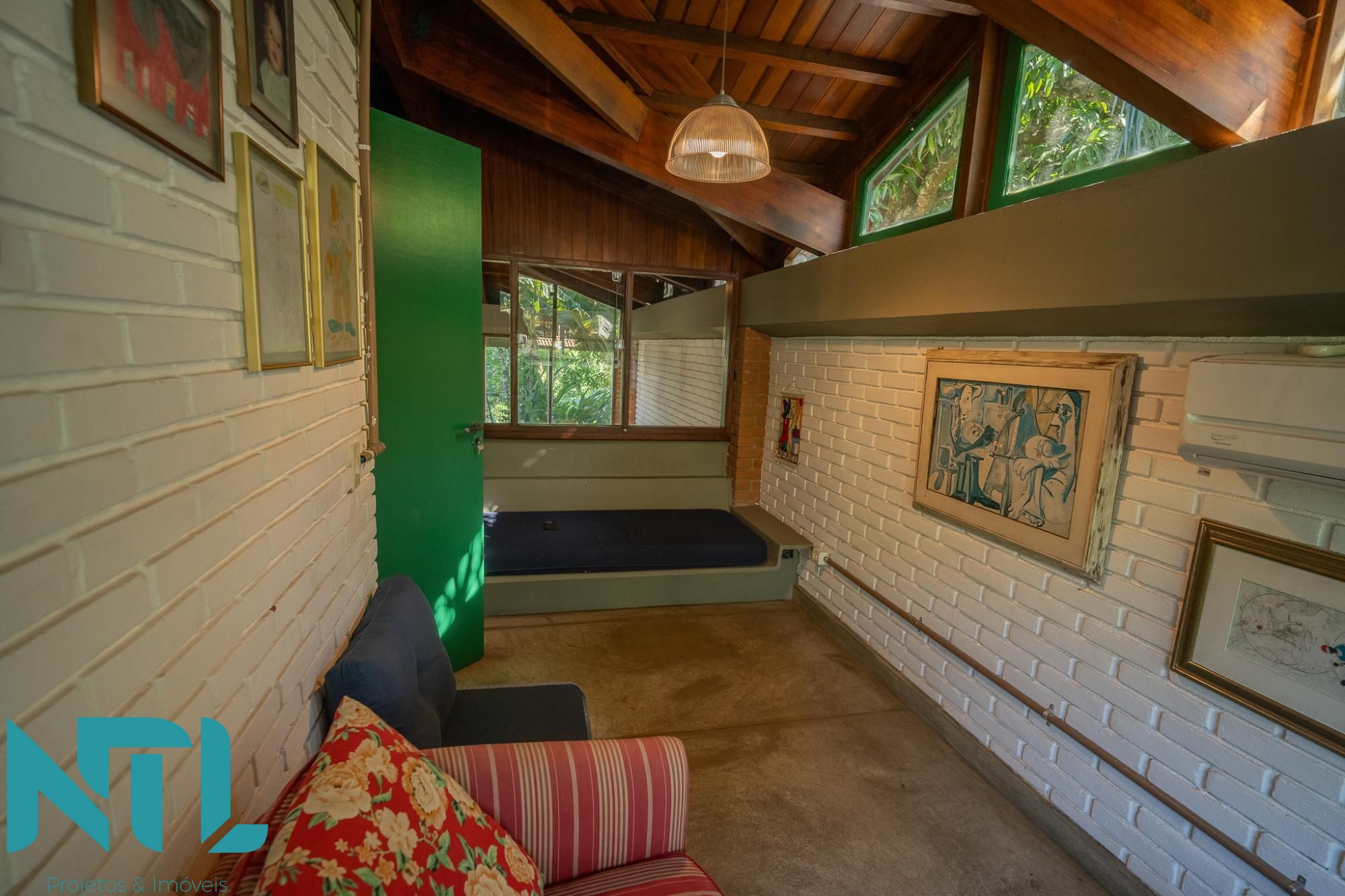 Sobrado para alugar com 4 quartos, 246m² - Foto 12