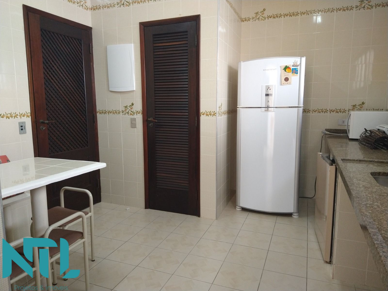 Casa à venda com 4 quartos, 275m² - Foto 13