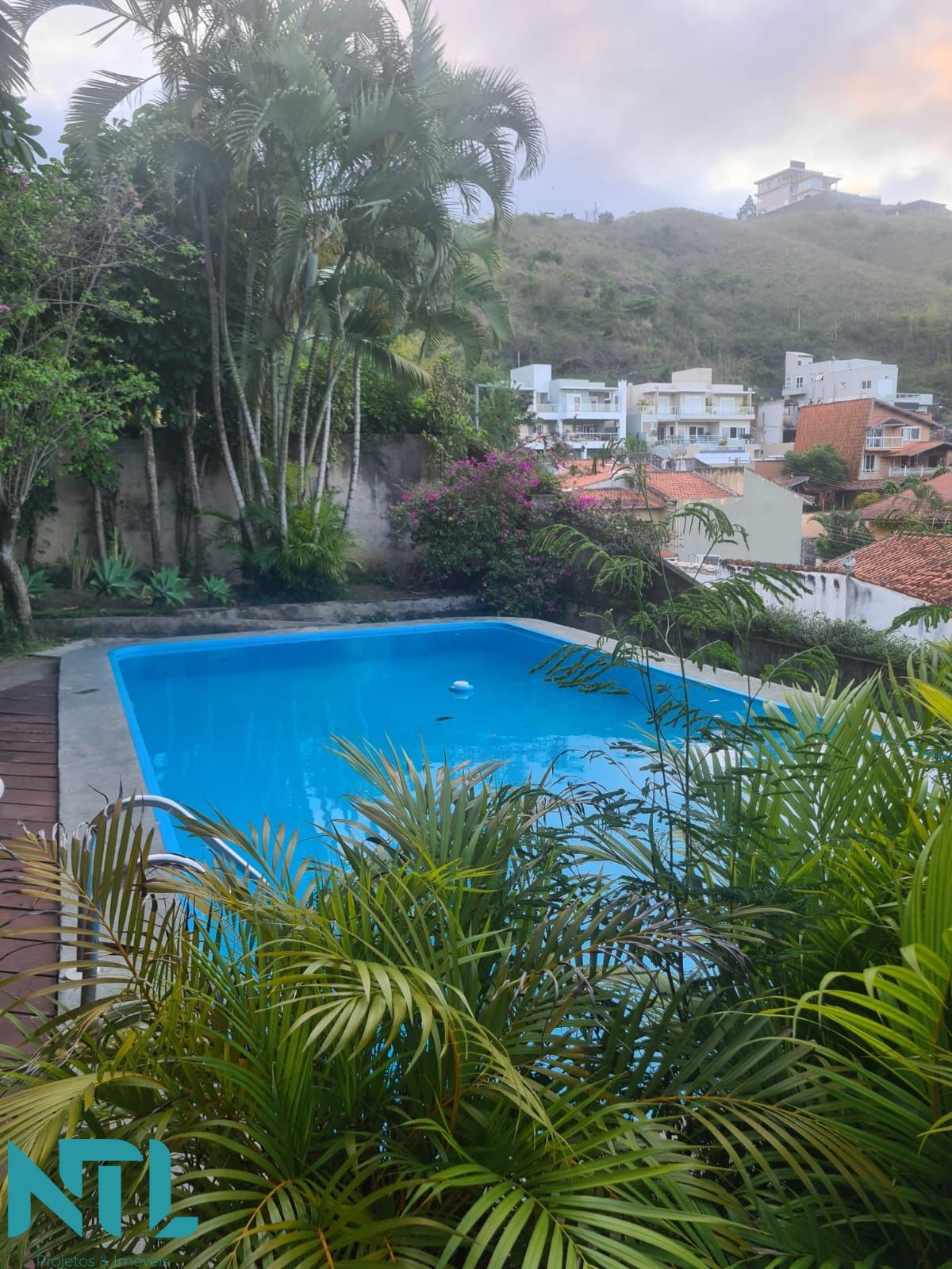 Casa, 4 quartos, 330 m² - Foto 3