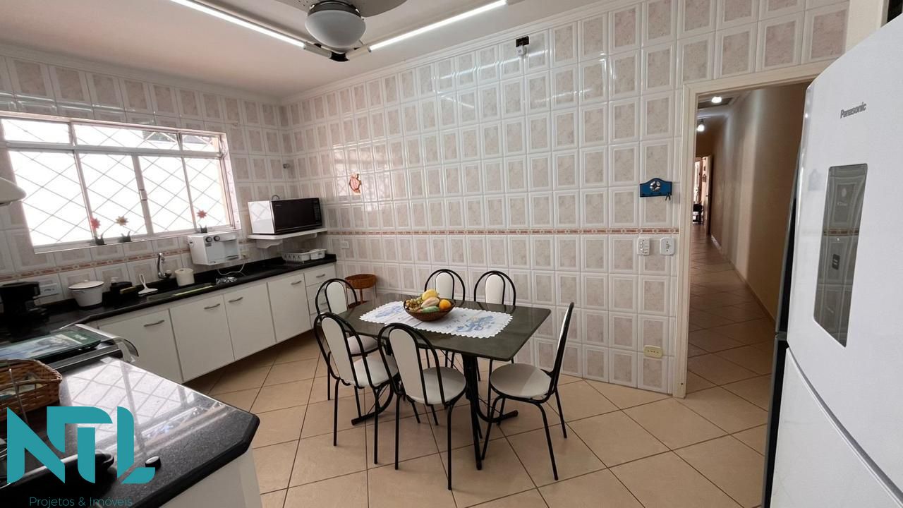 Casa, 4 quartos, 187 m² - Foto 9