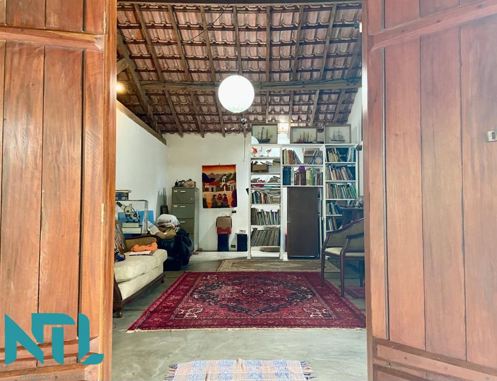 Casa à venda com 3 quartos, 197m² - Foto 6