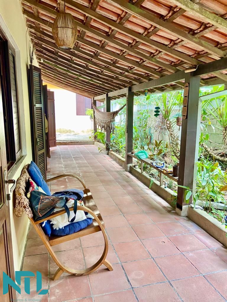 Casa à venda com 3 quartos, 197m² - Foto 4